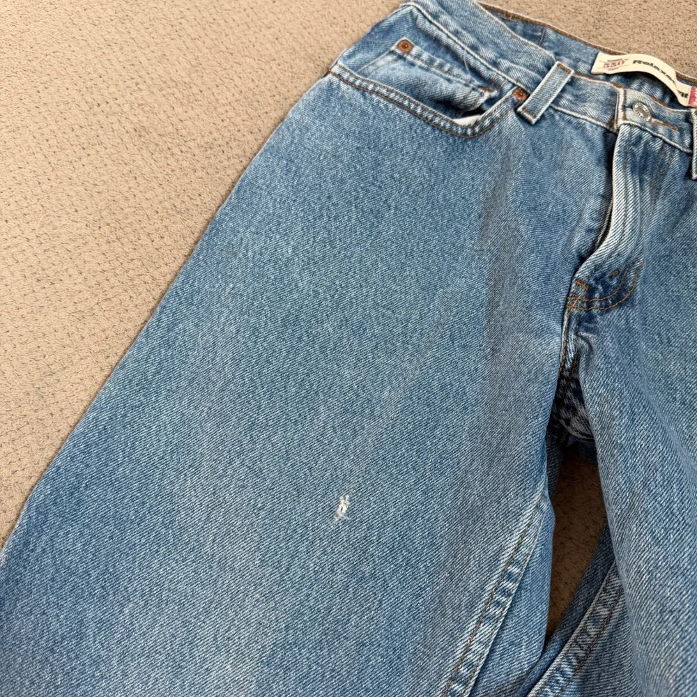 Vintage 1990s Levi's 550 Relaxed Fit Jeans Medium Wash Denim 27x29 18 Slim